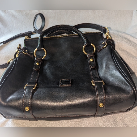 Dooney and Bourke Black Florentine satchel. - Picture 12 of 15
